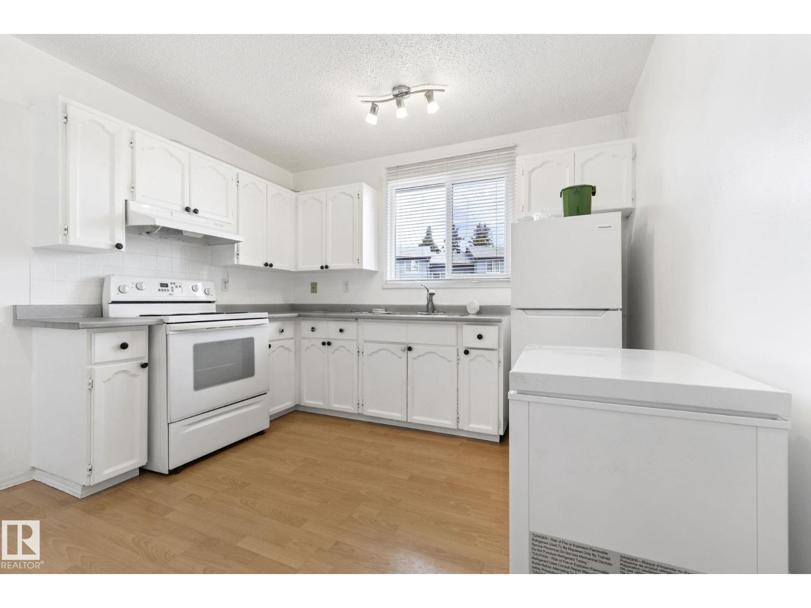3122 142 Av Nw Property Photo 11