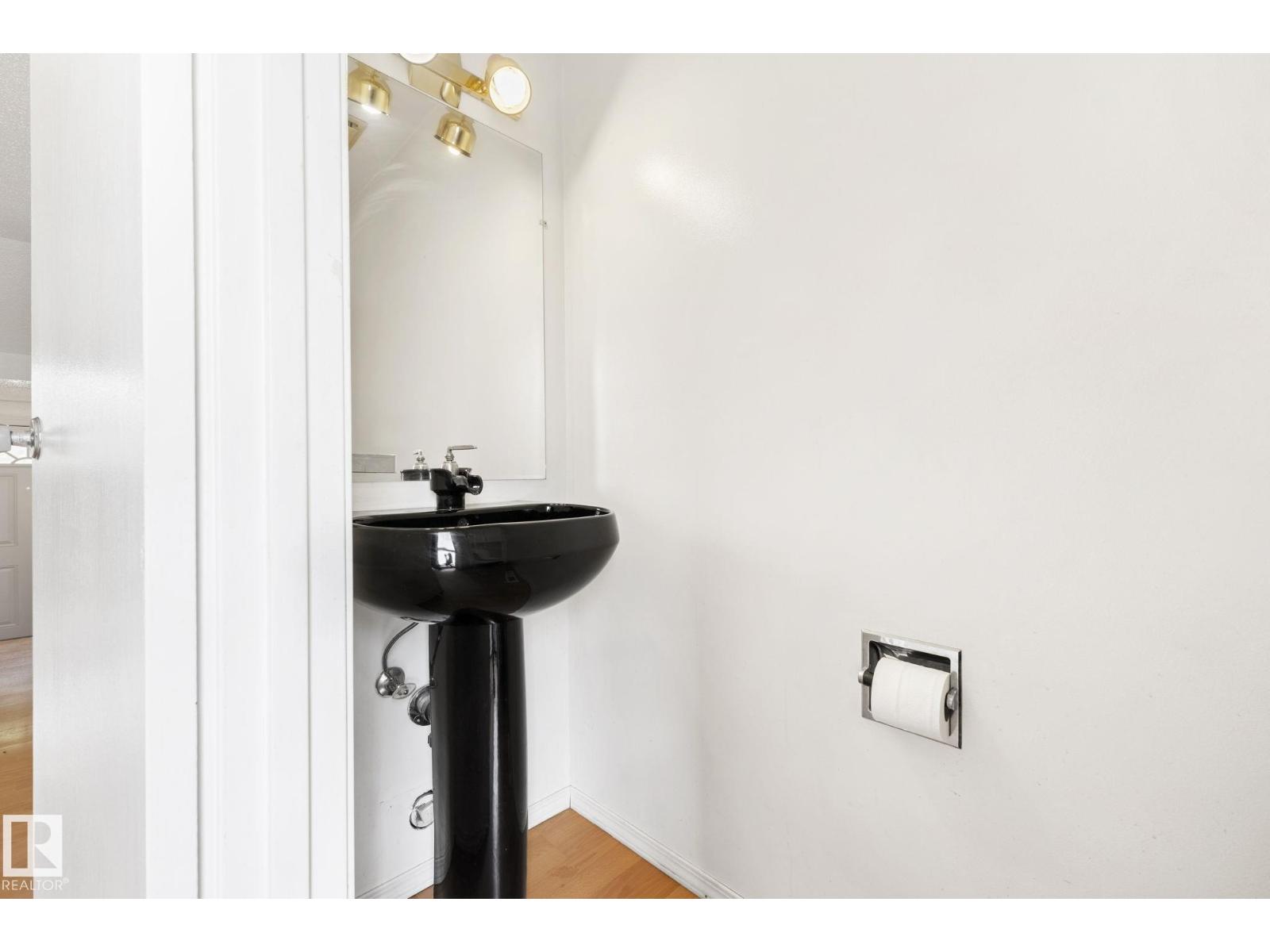 3122 142 Av Nw Property Photo 17