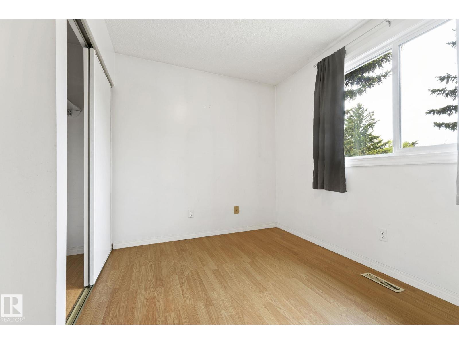 3122 142 Av Nw Property Photo 28