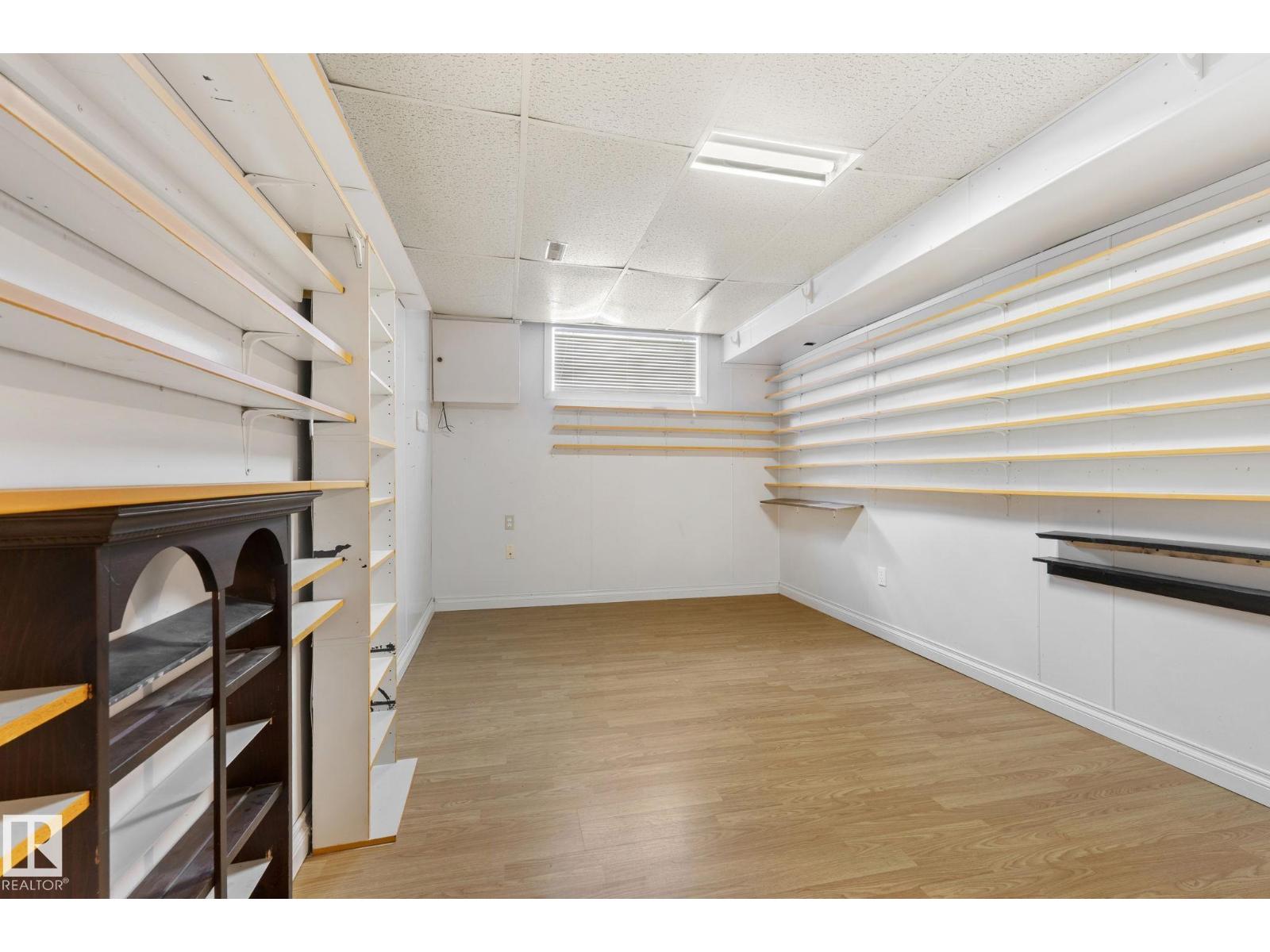 3122 142 Av Nw Property Photo 38