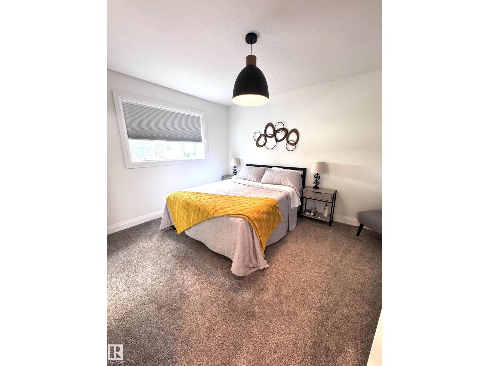 7004 97 St Nw Property Photo 14