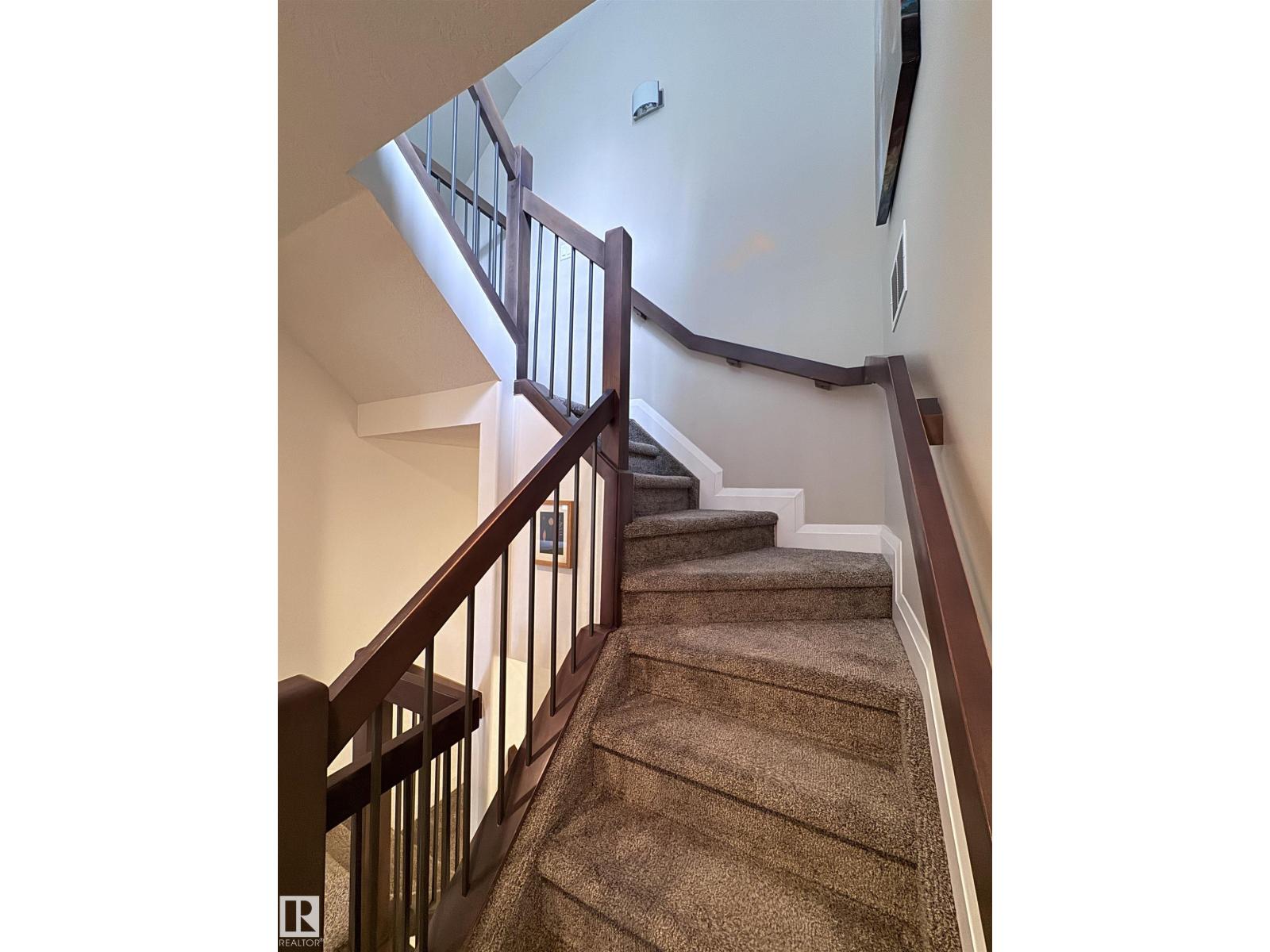 7004 97 St Nw Property Photo 28