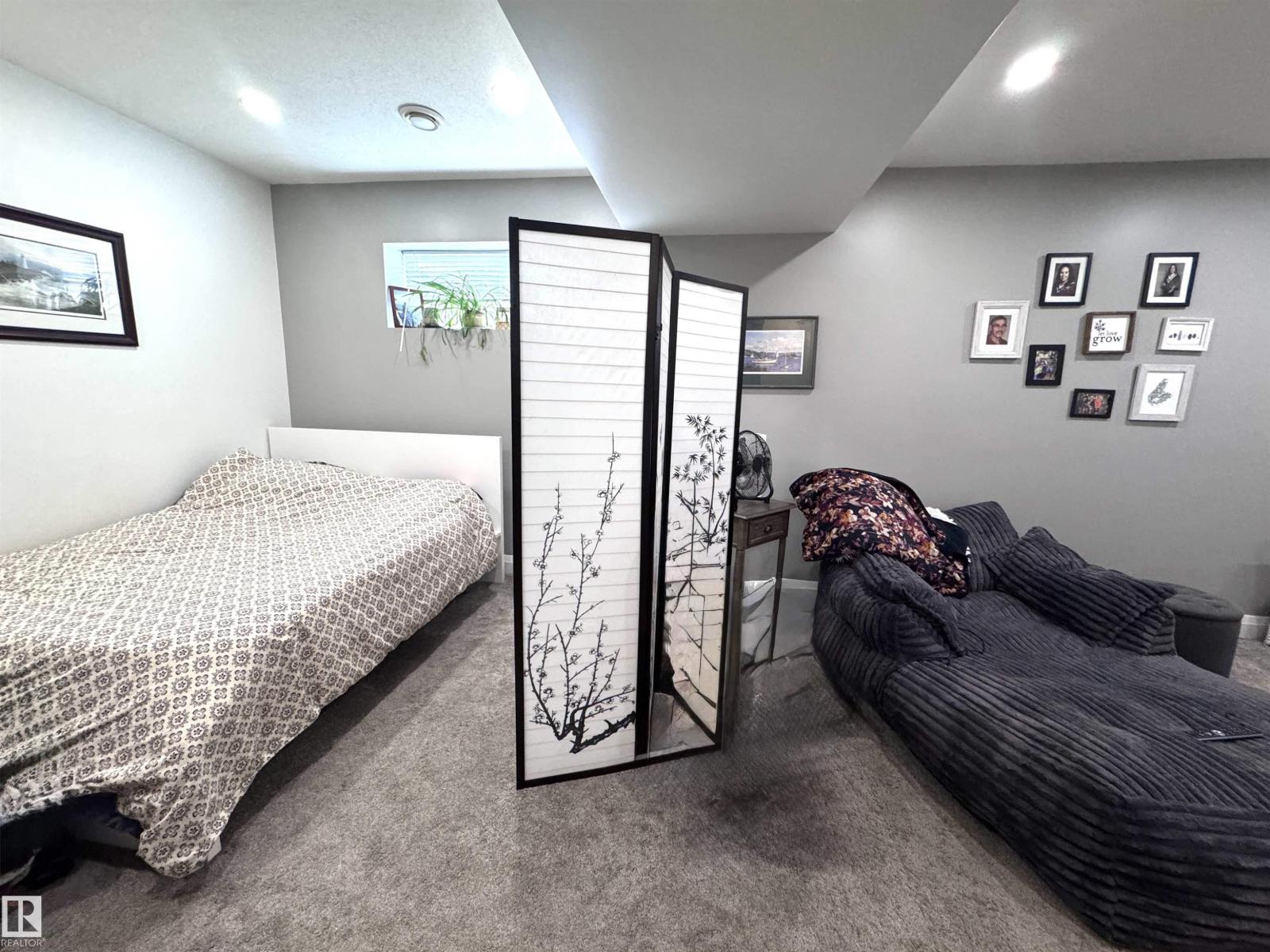 7004 97 St Nw Property Photo 44