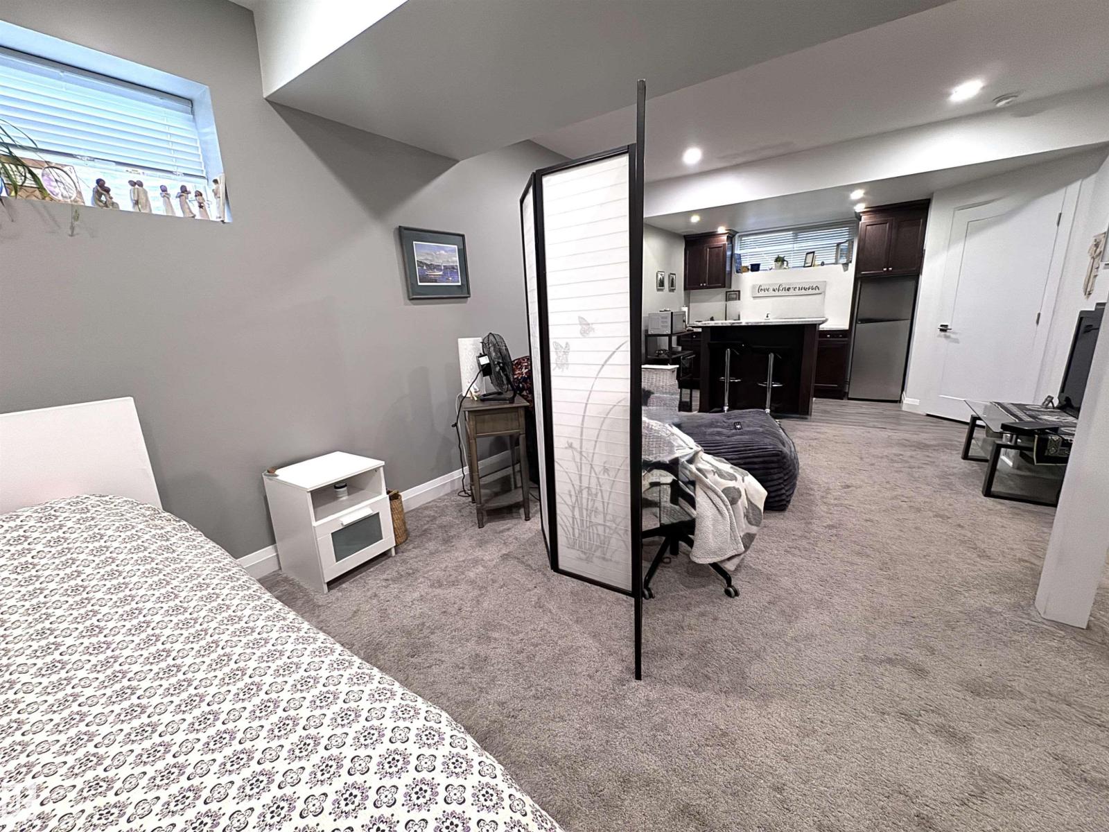 7004 97 St Nw Property Photo 45