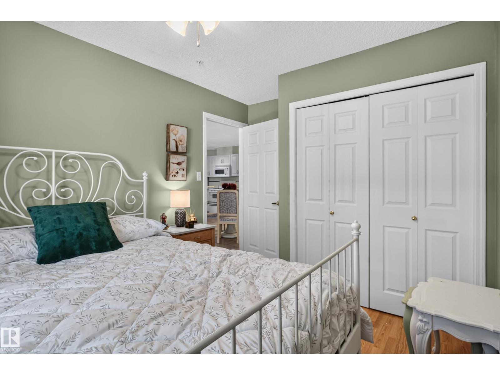 #104 5102 49 Av Property Photo 26