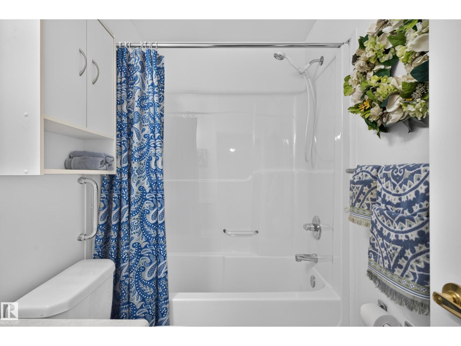 #104 5102 49 Av Property Photo 28