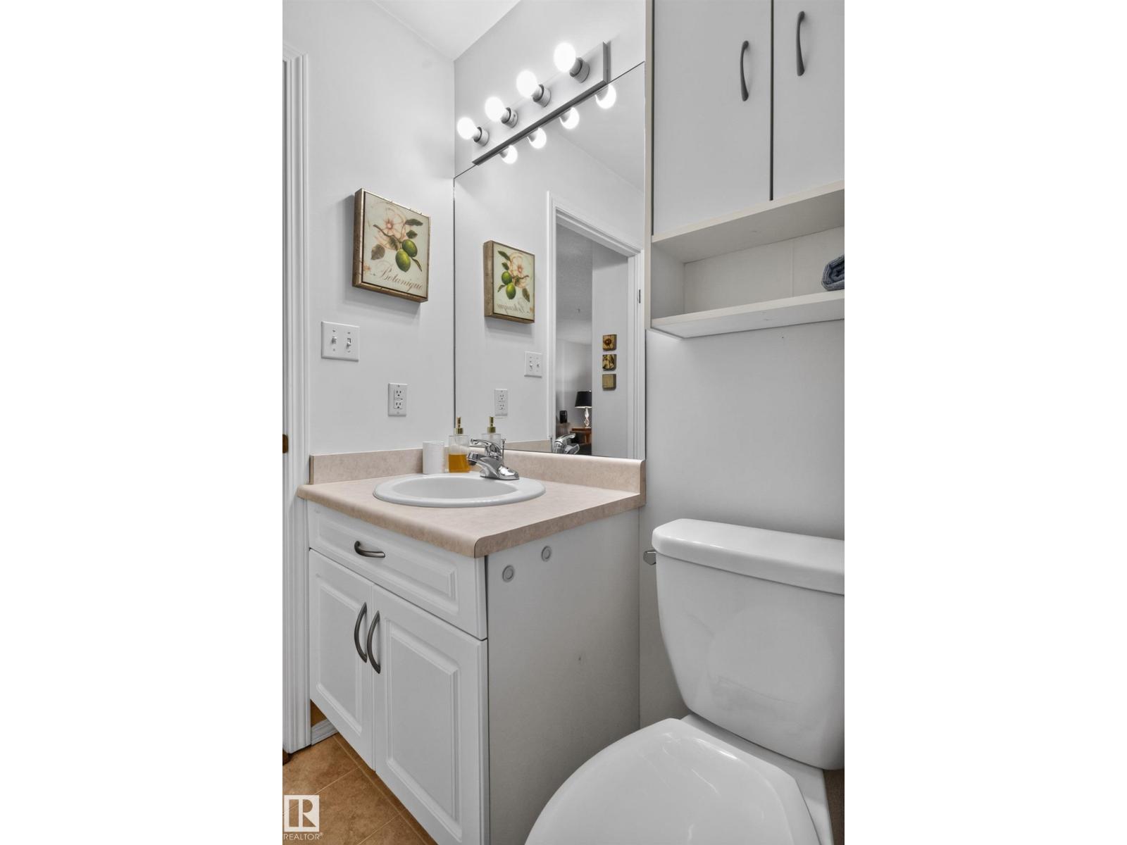 #104 5102 49 Av Property Photo 30