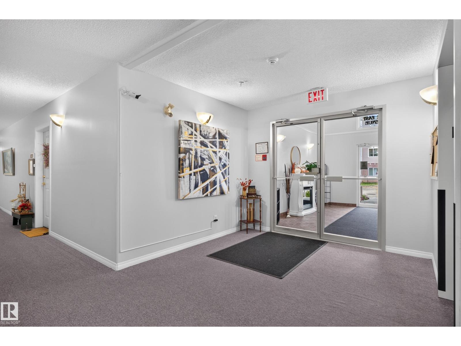 #104 5102 49 Av Property Photo 38