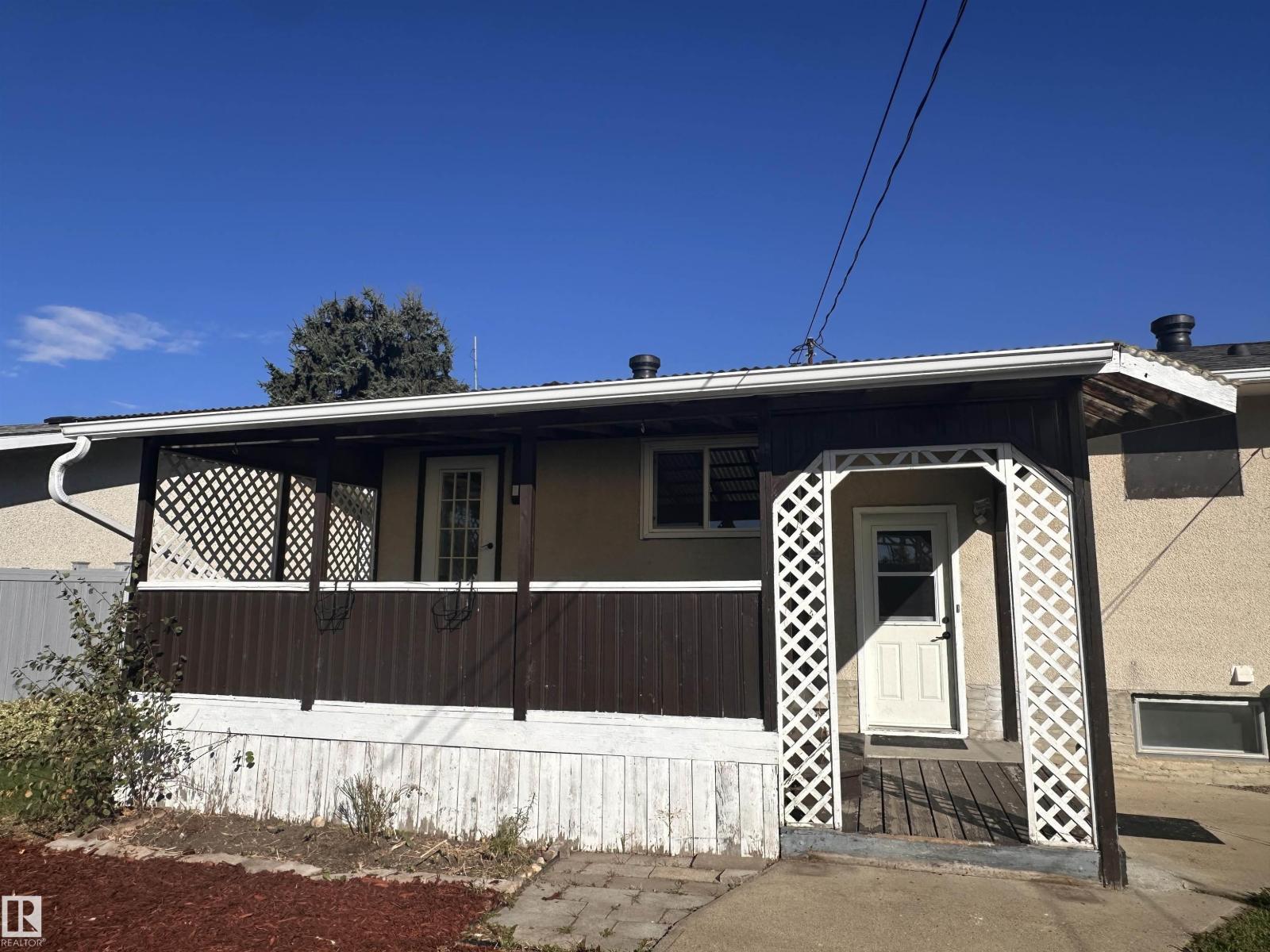 10647 106 St Property Photo 9