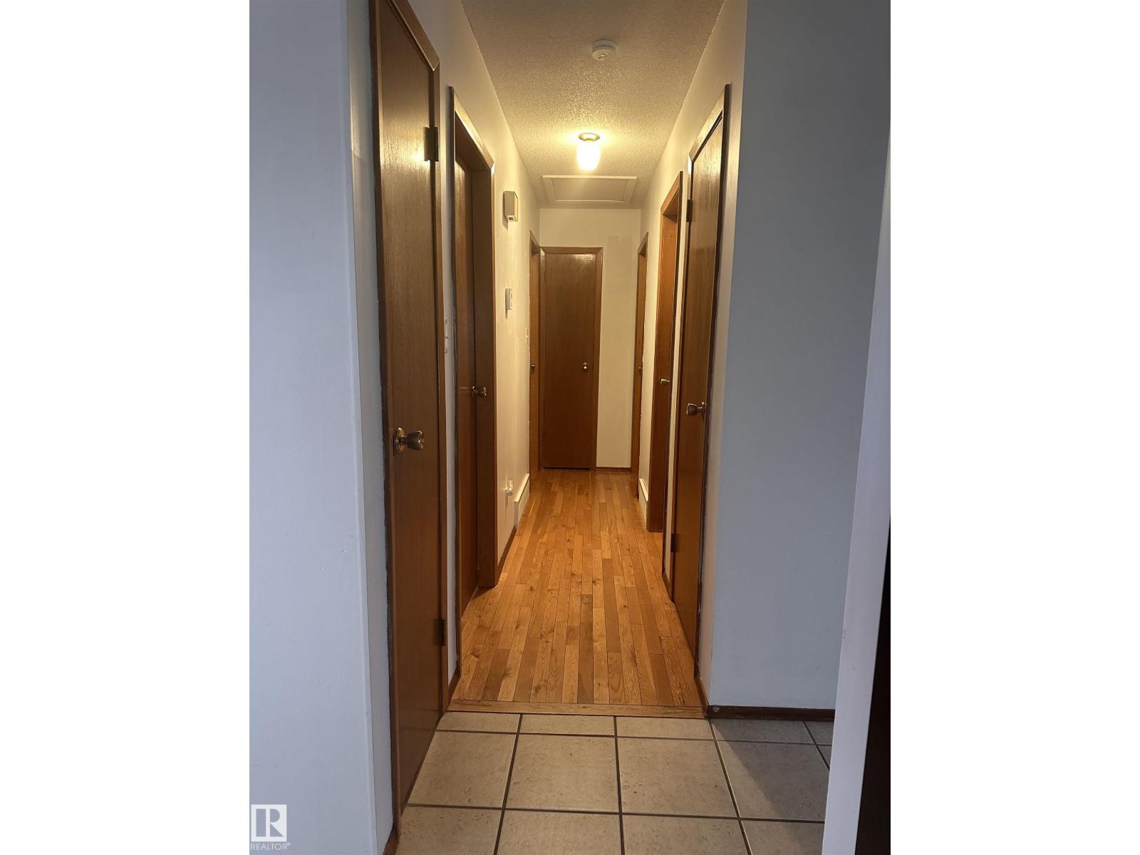 10647 106 St Property Photo 26