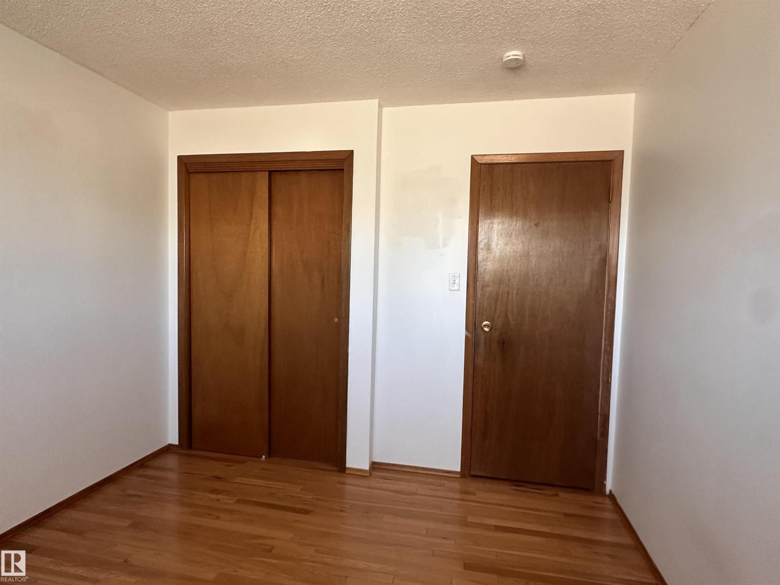 10647 106 St Property Photo 30