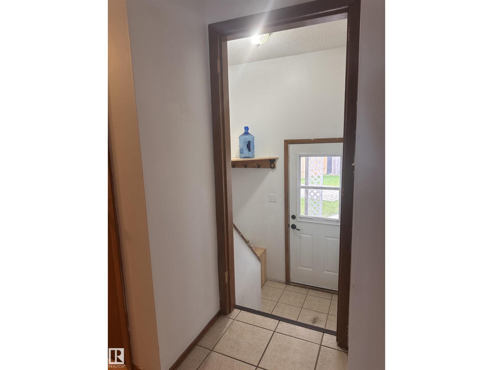 10647 106 St Property Photo 36