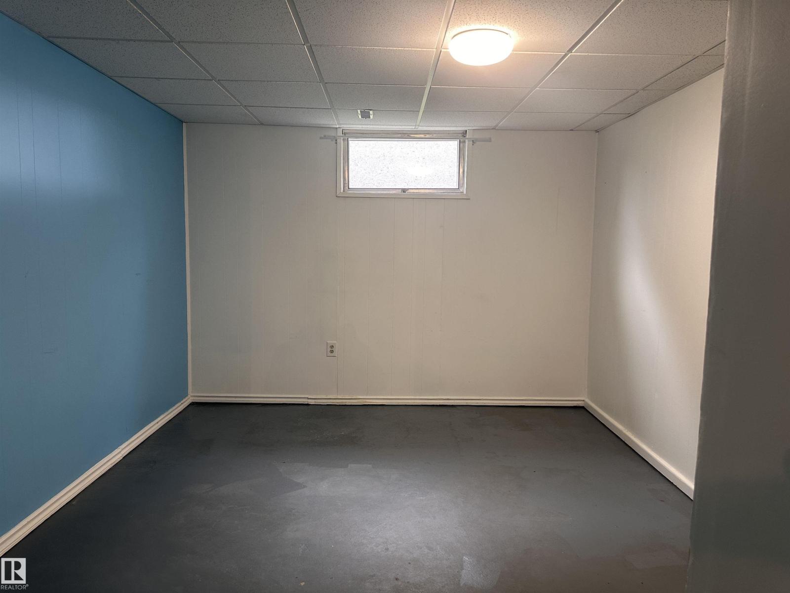 10647 106 St Property Photo 39