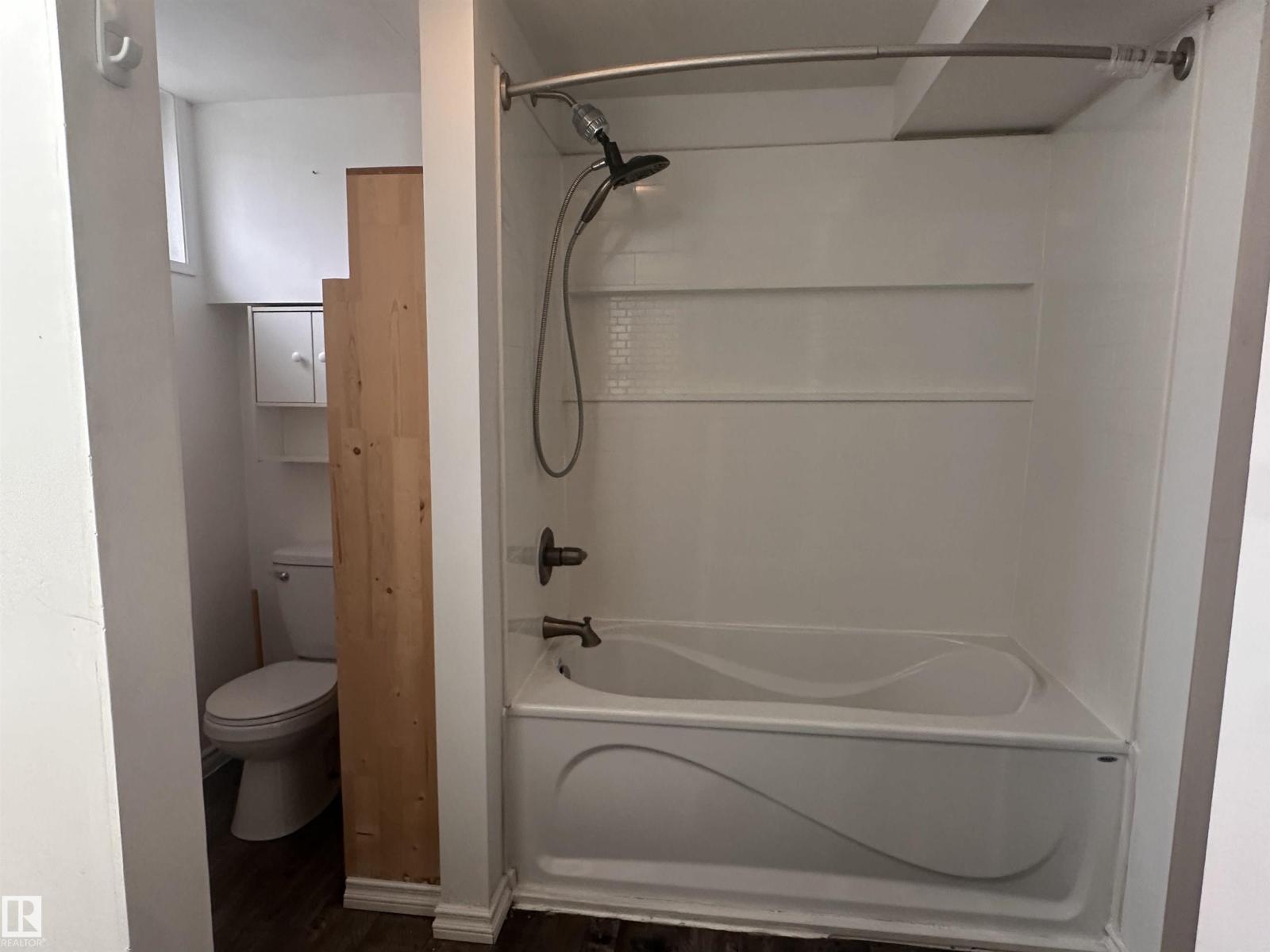 10647 106 St Property Photo 42