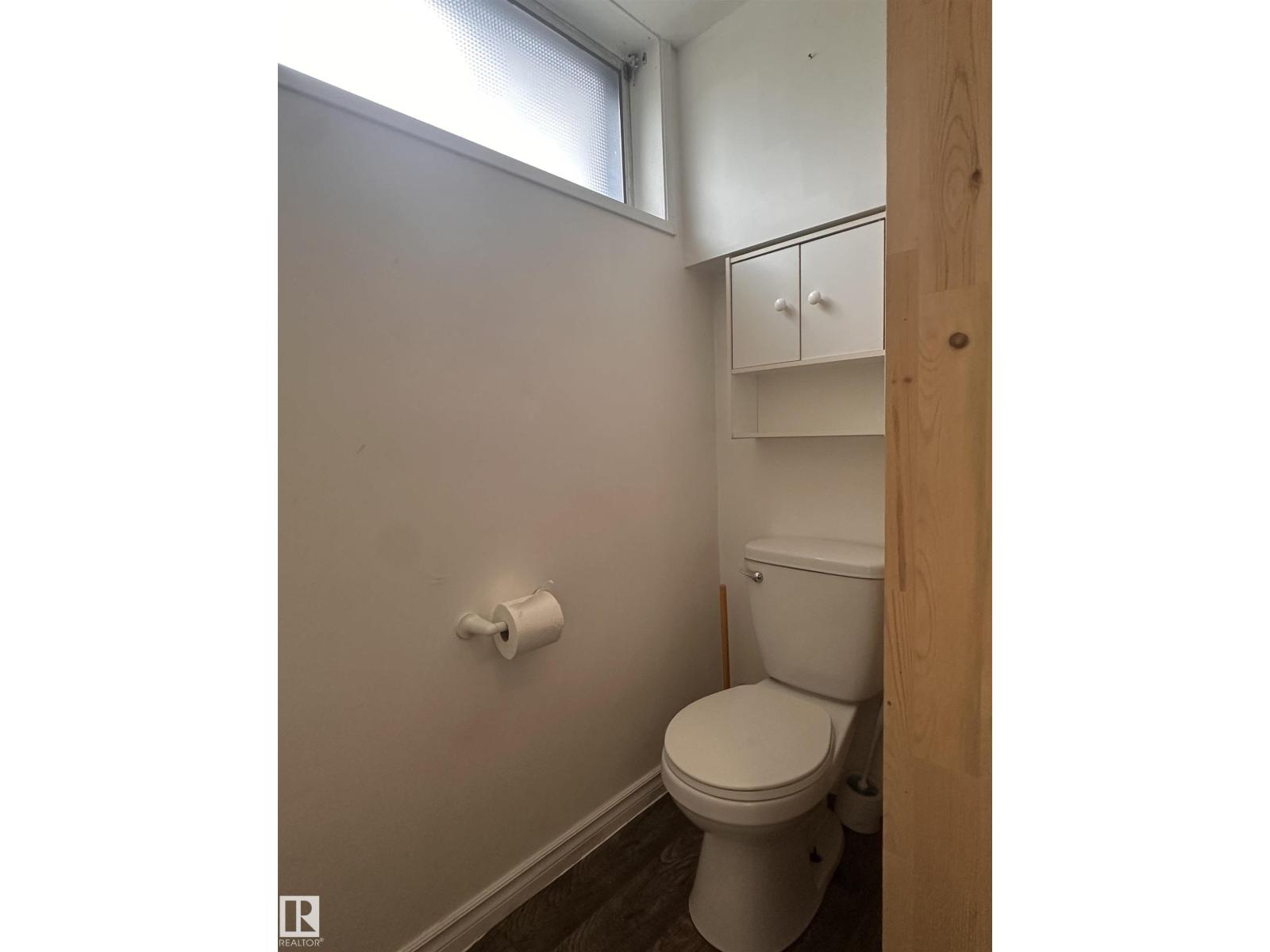 10647 106 St Property Photo 43