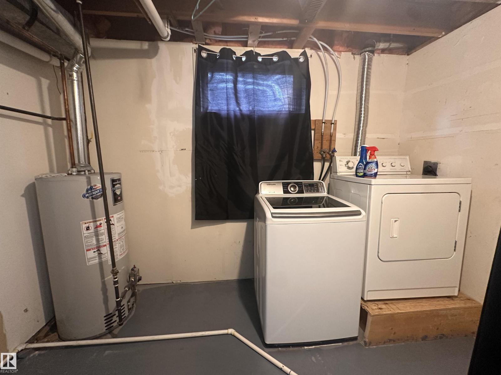 10647 106 St Property Photo 48