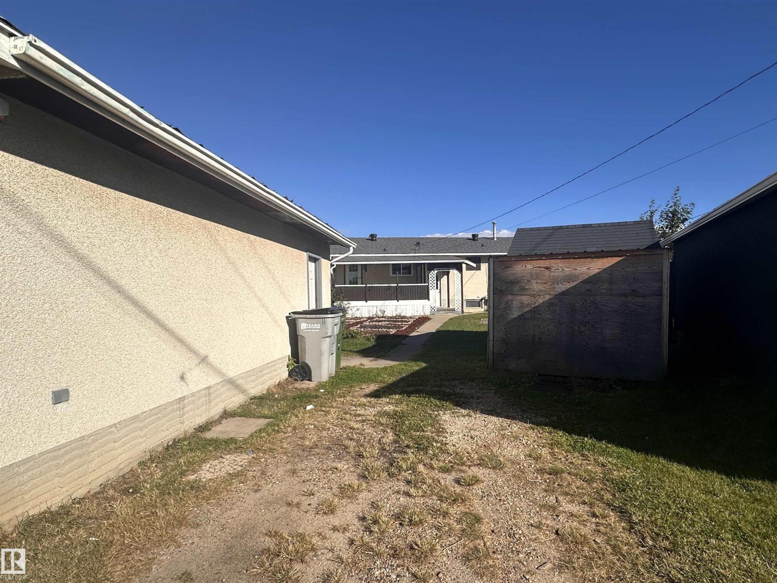 10647 106 St Property Photo 55