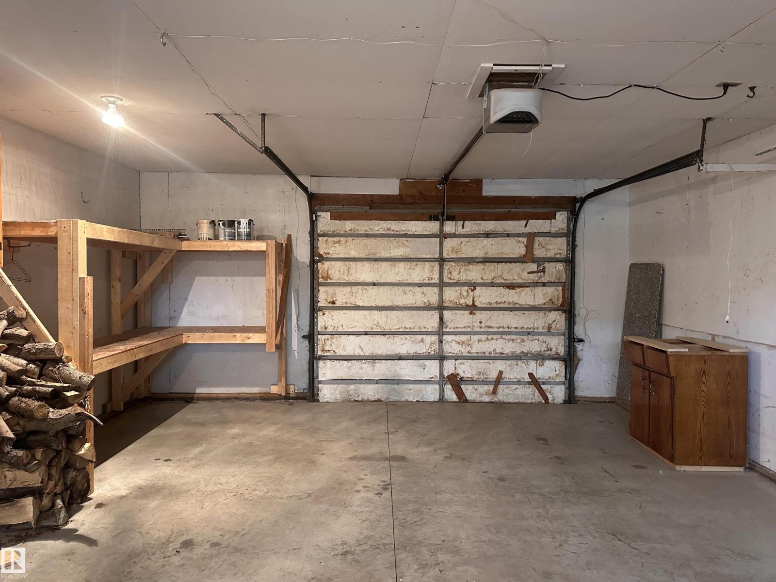 10647 106 St Property Photo 60