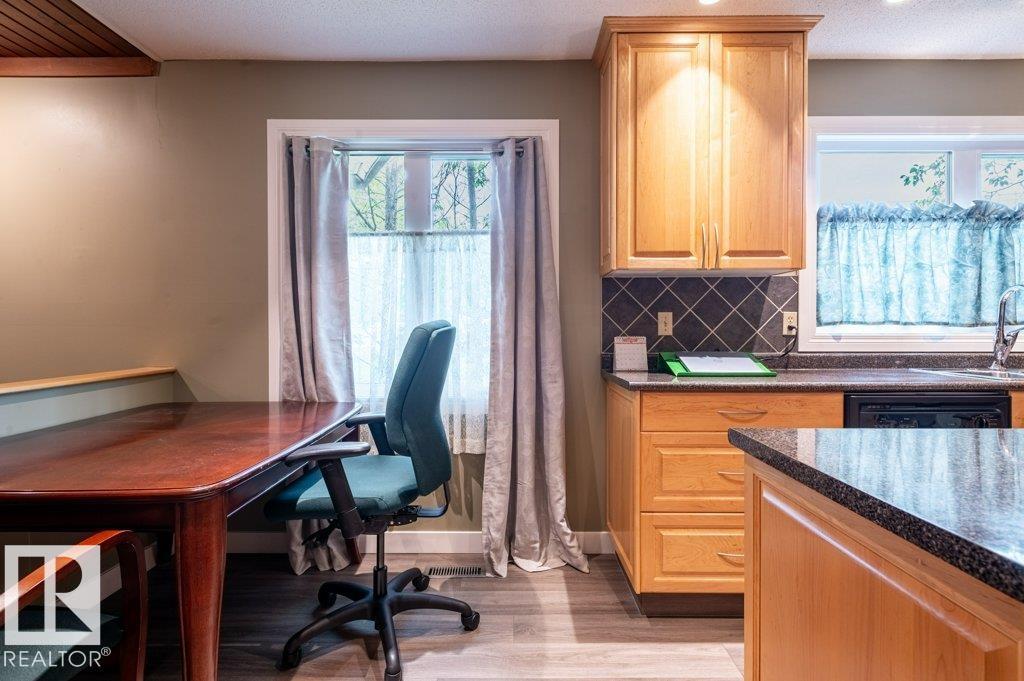 14514 101 Av Nw Property Photo 14