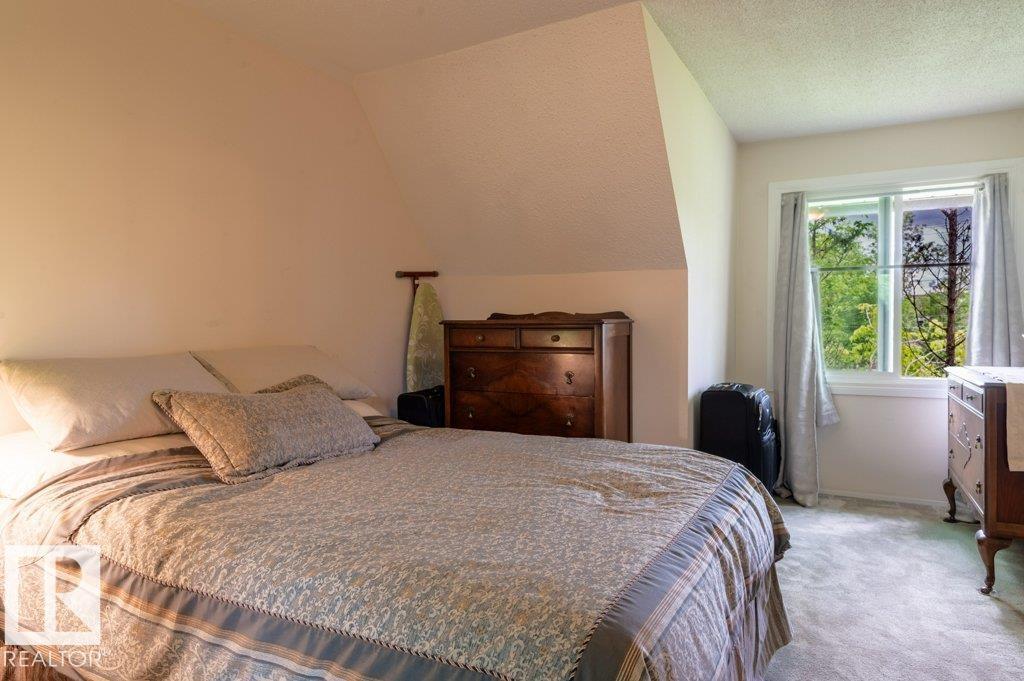 14514 101 Av Nw Property Photo 28