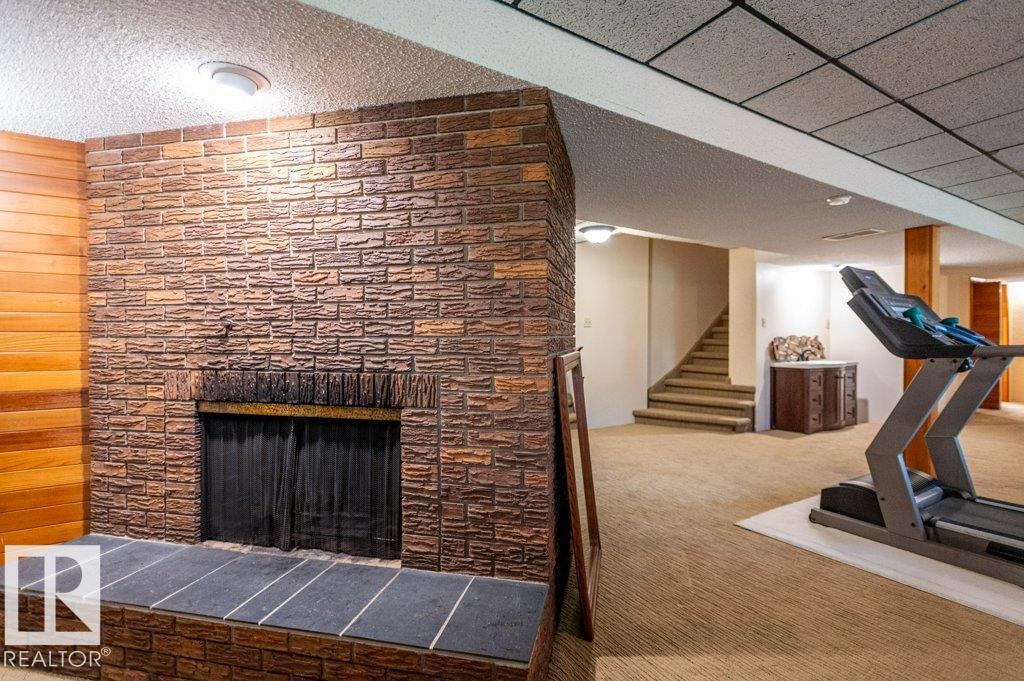 14514 101 Av Nw Property Photo 31