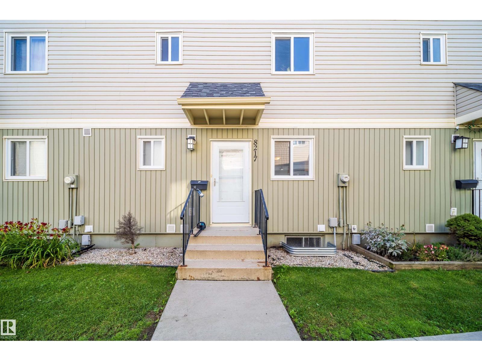 8217 182 St Nw Property Photo 1
