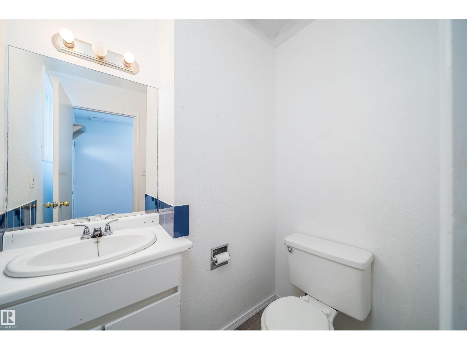 8217 182 St Nw Property Photo 7