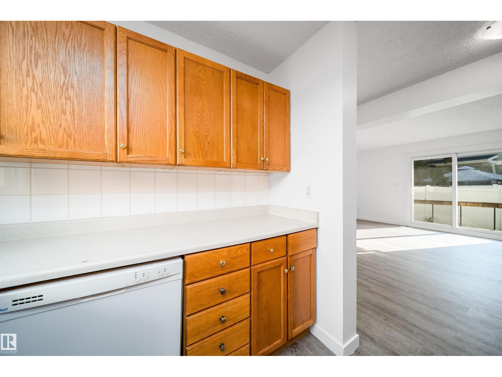 8217 182 St Nw Property Photo 11
