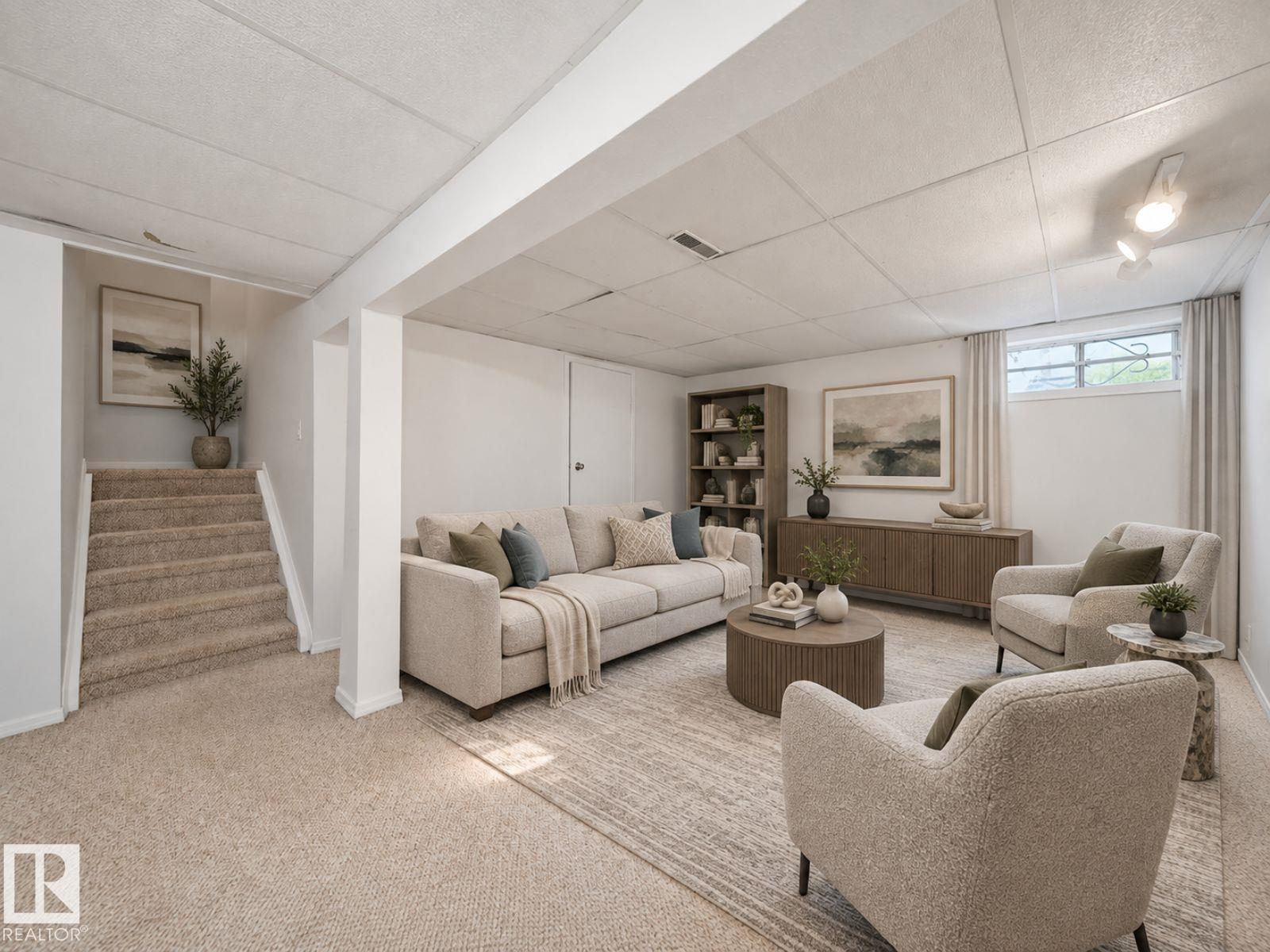 8217 182 St Nw Property Photo 17
