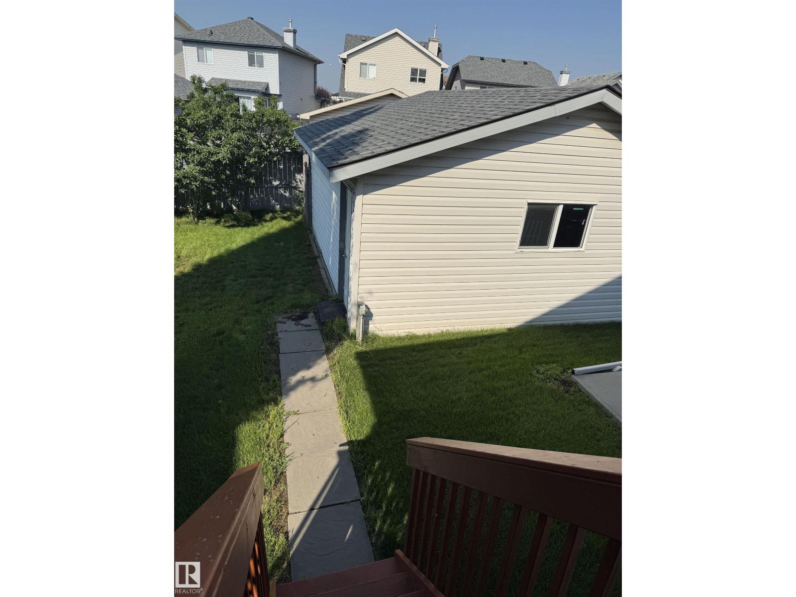 15112 139 St Nw Property Photo 5