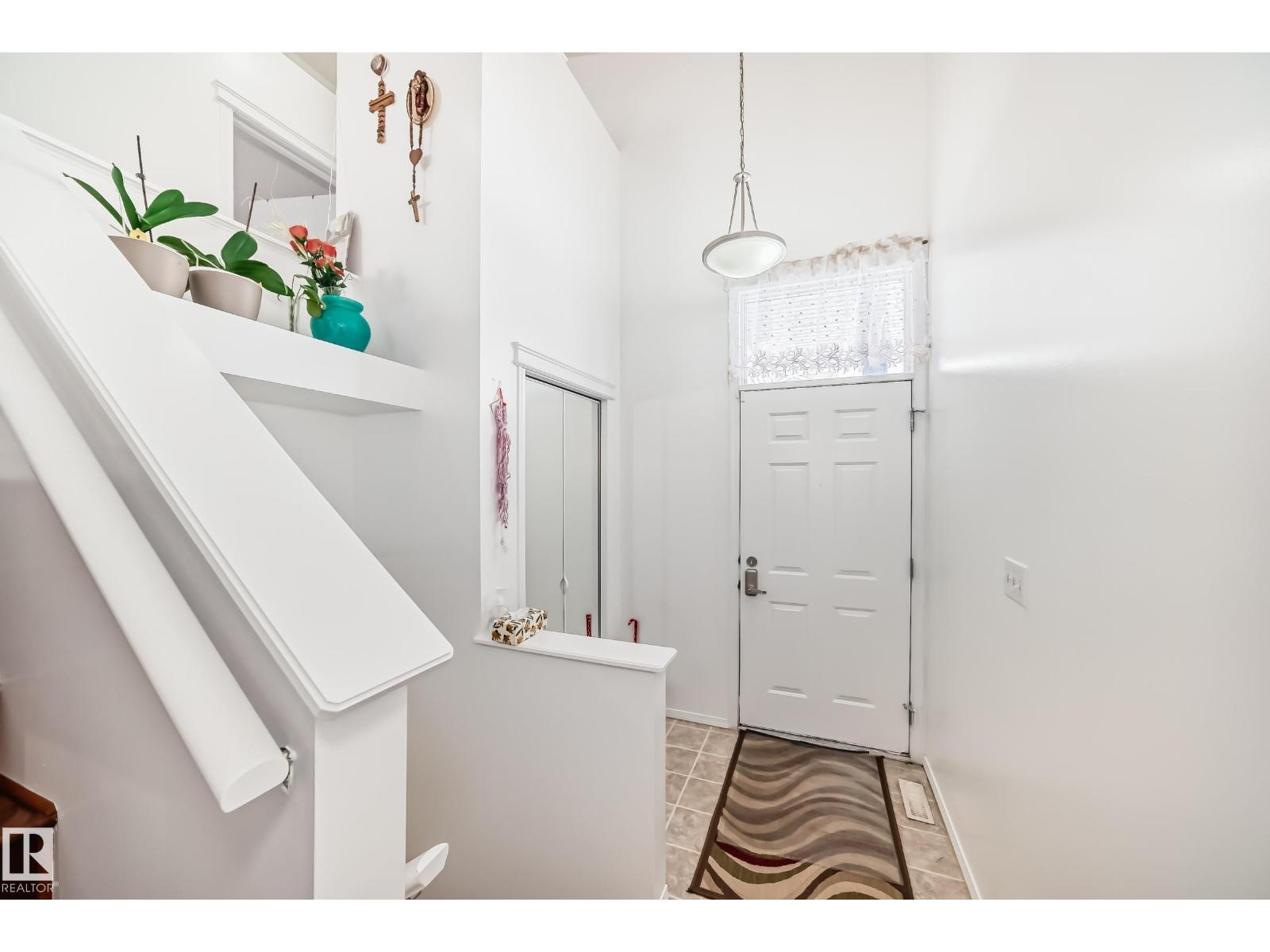 15112 139 St Nw Property Photo 7