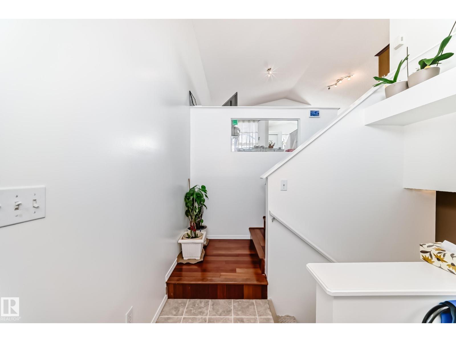 15112 139 St Nw Property Photo 10
