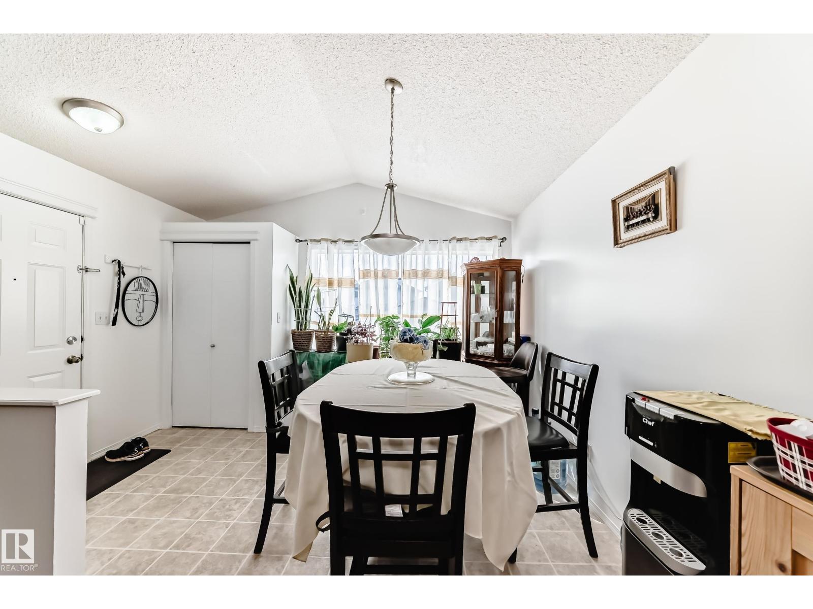 15112 139 St Nw Property Photo 18