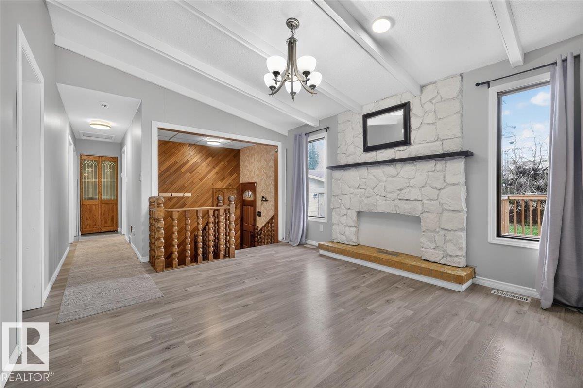5210 49 St Property Photo 10