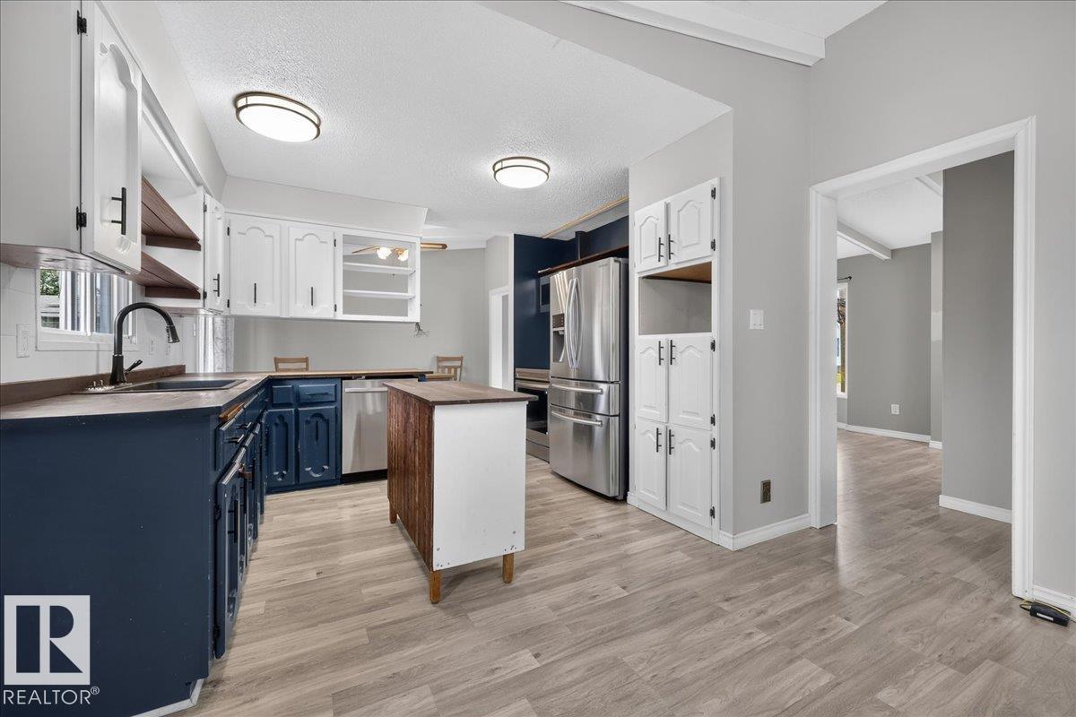 5210 49 St Property Photo 15