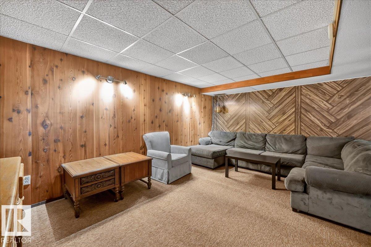 5210 49 St Property Photo 42
