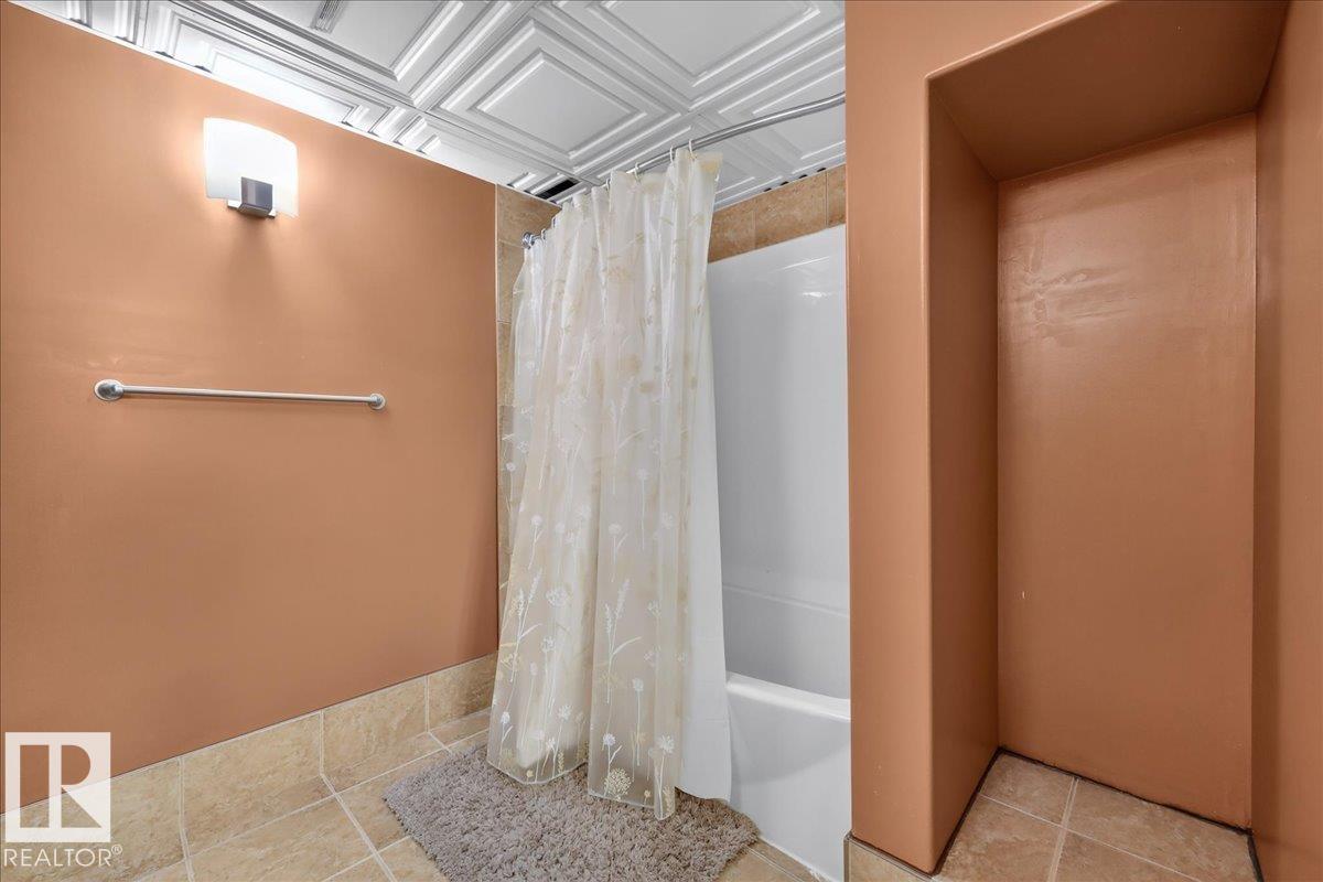 5210 49 St Property Photo 53