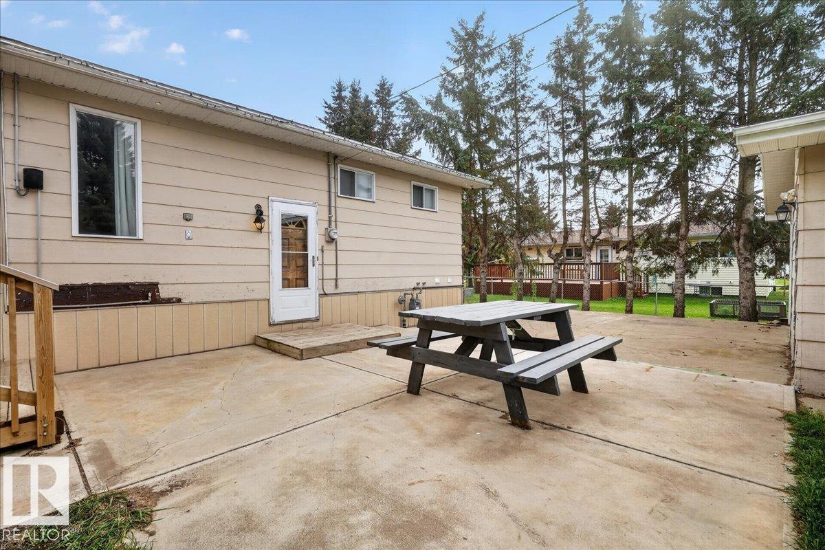 5210 49 St Property Photo 57