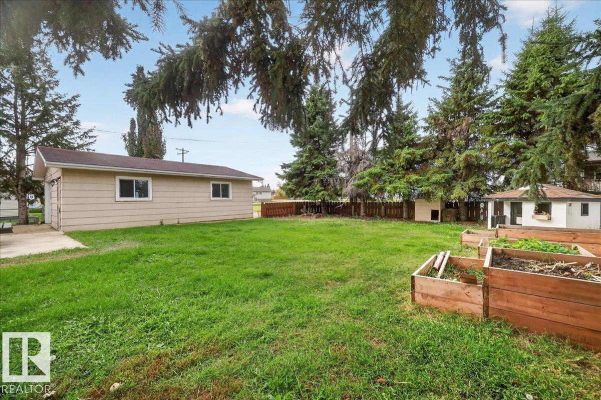 5210 49 St Property Photo 59