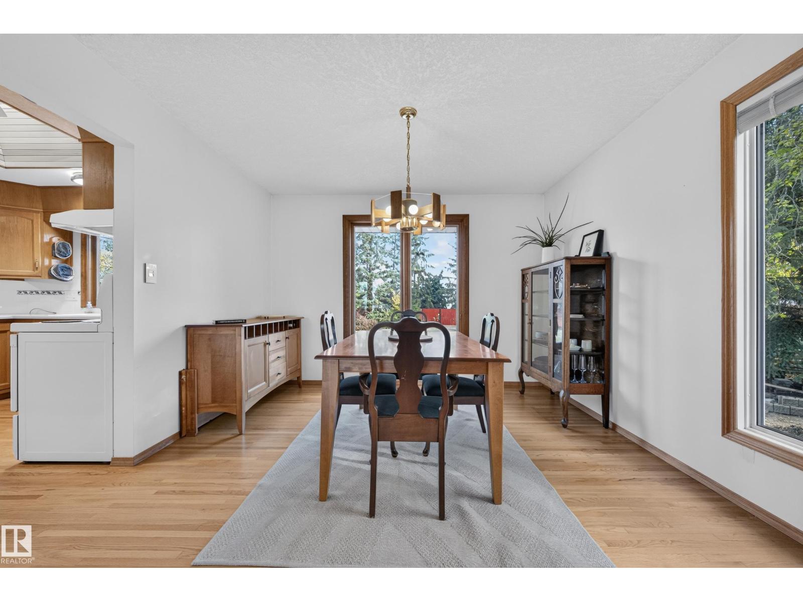10706 33a Av Nw Property Photo 11
