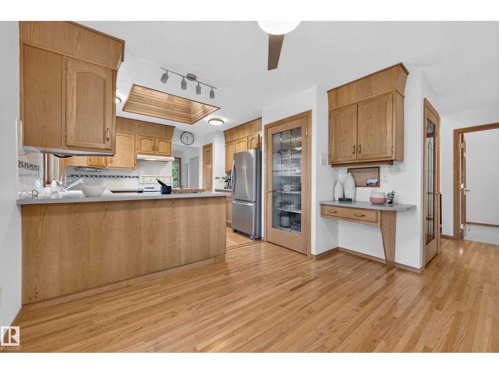 10706 33a Av Nw Property Photo 18