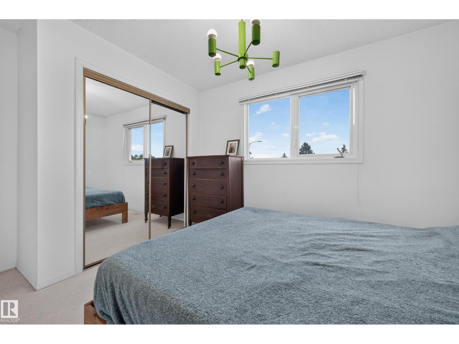 10706 33a Av Nw Property Photo 33