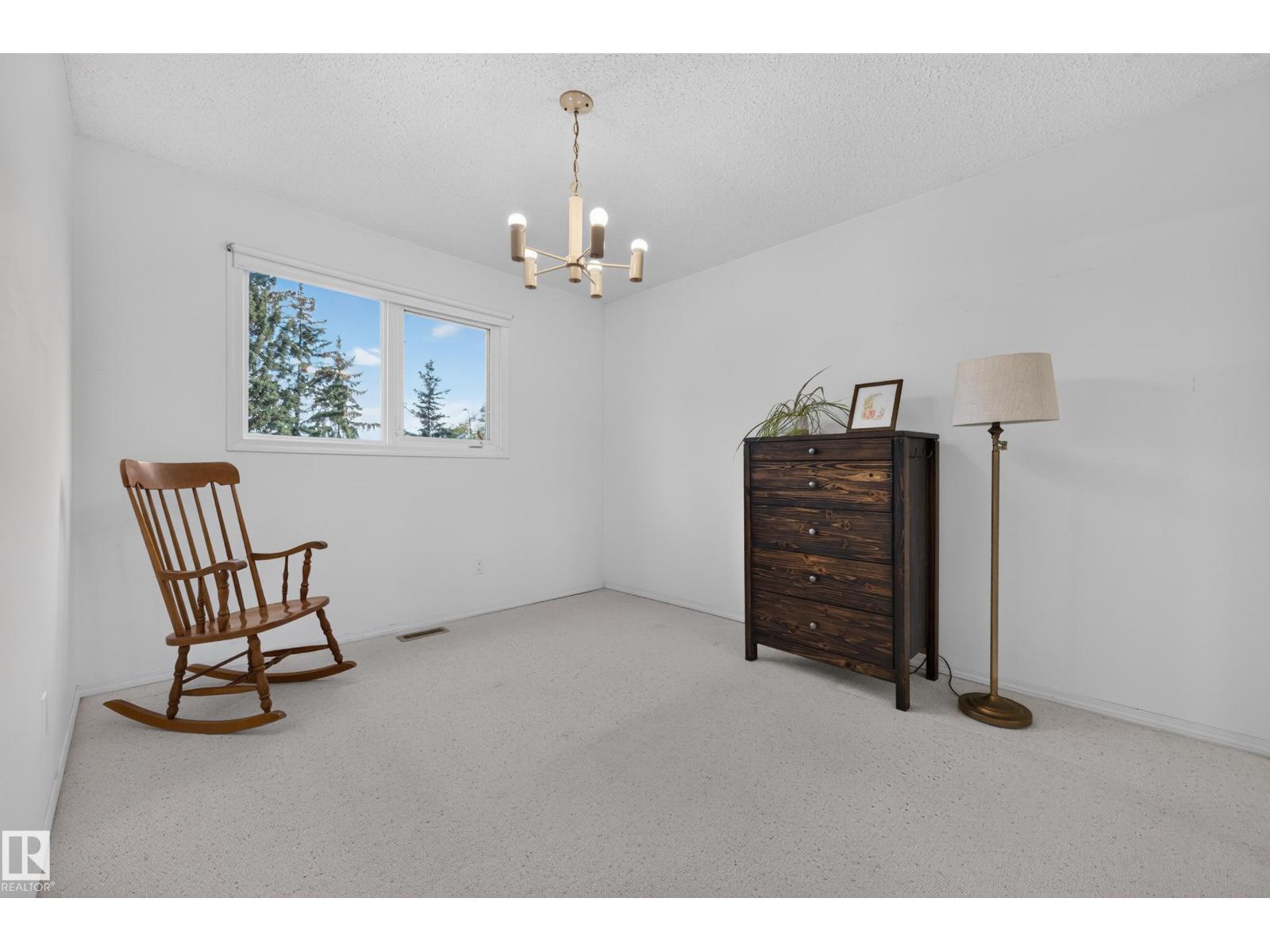 10706 33a Av Nw Property Photo 34
