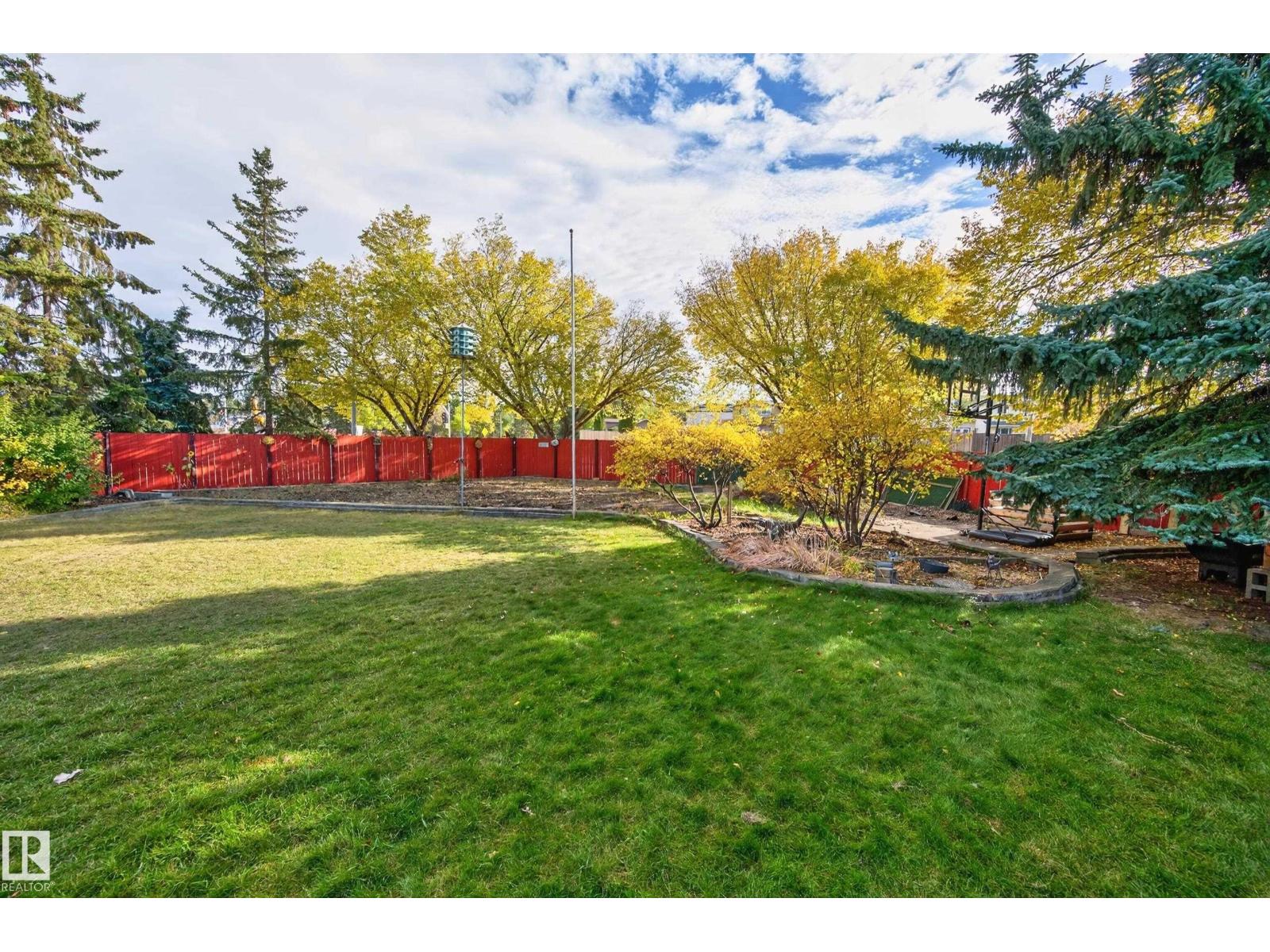 10706 33a Av Nw Property Photo 55