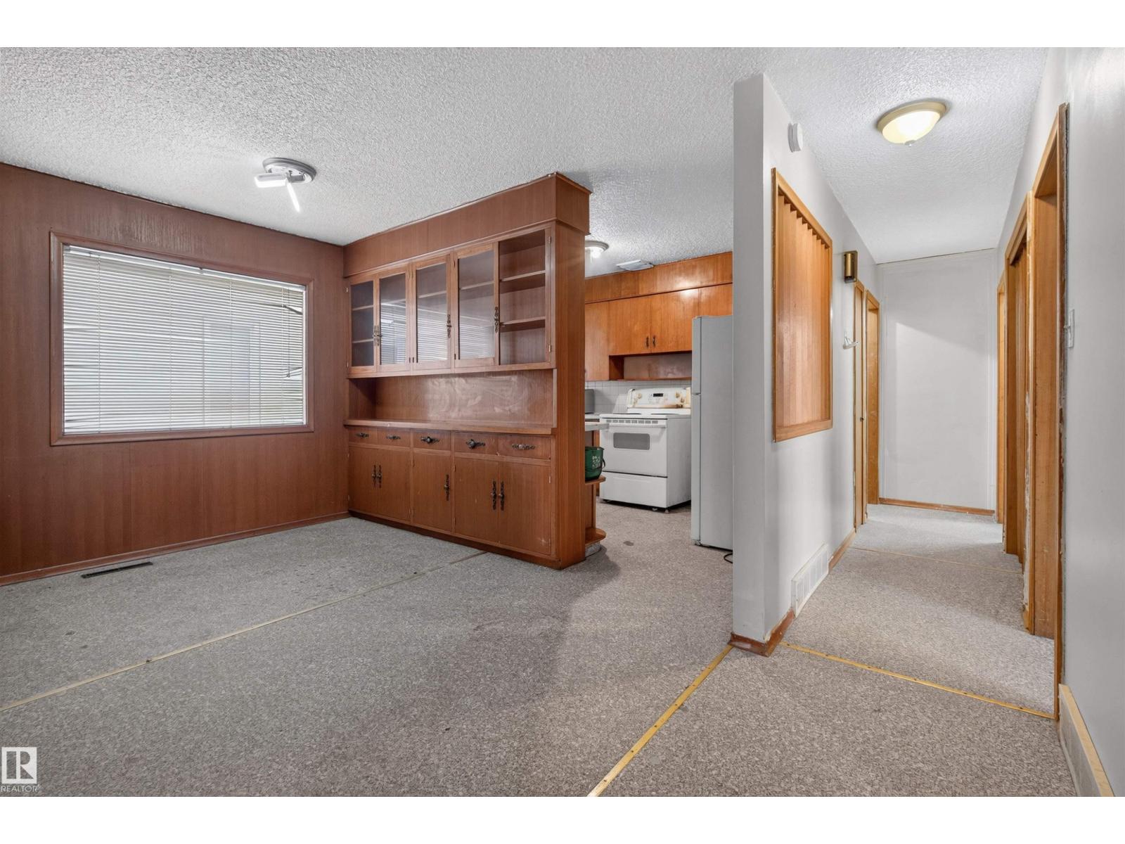 11015 87 Av Nw Property Photo 13