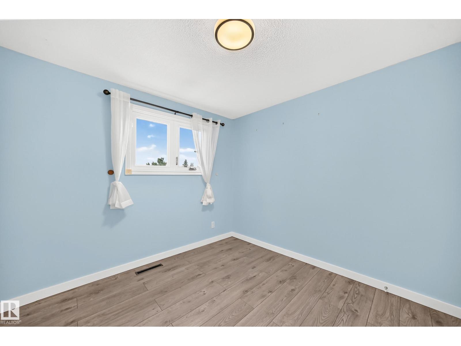 12730 90 St Nw Property Photo 24