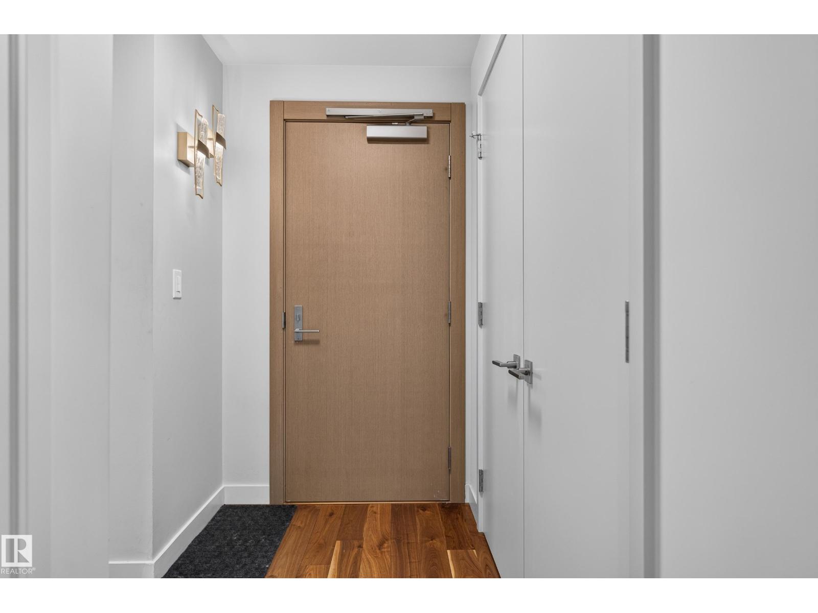 #4206 10360 102 St Nw Property Photo 20