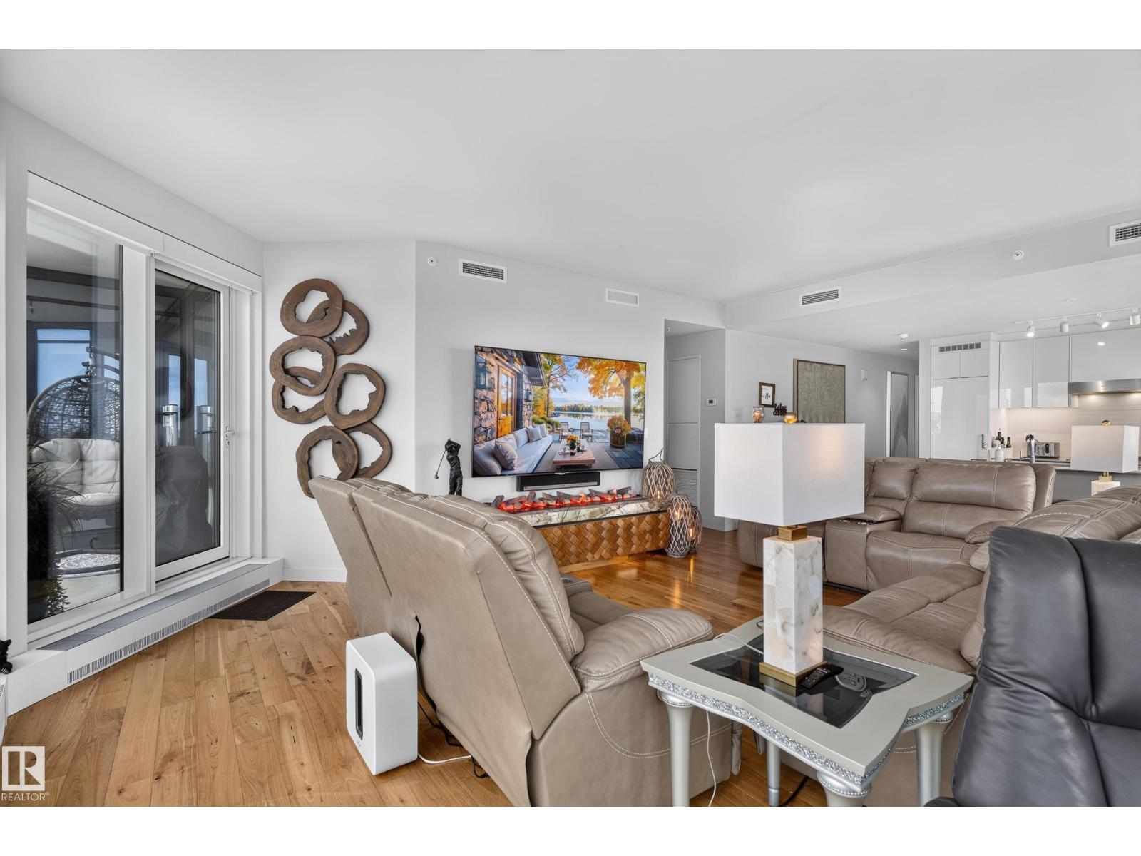 #4206 10360 102 St Nw Property Photo 38