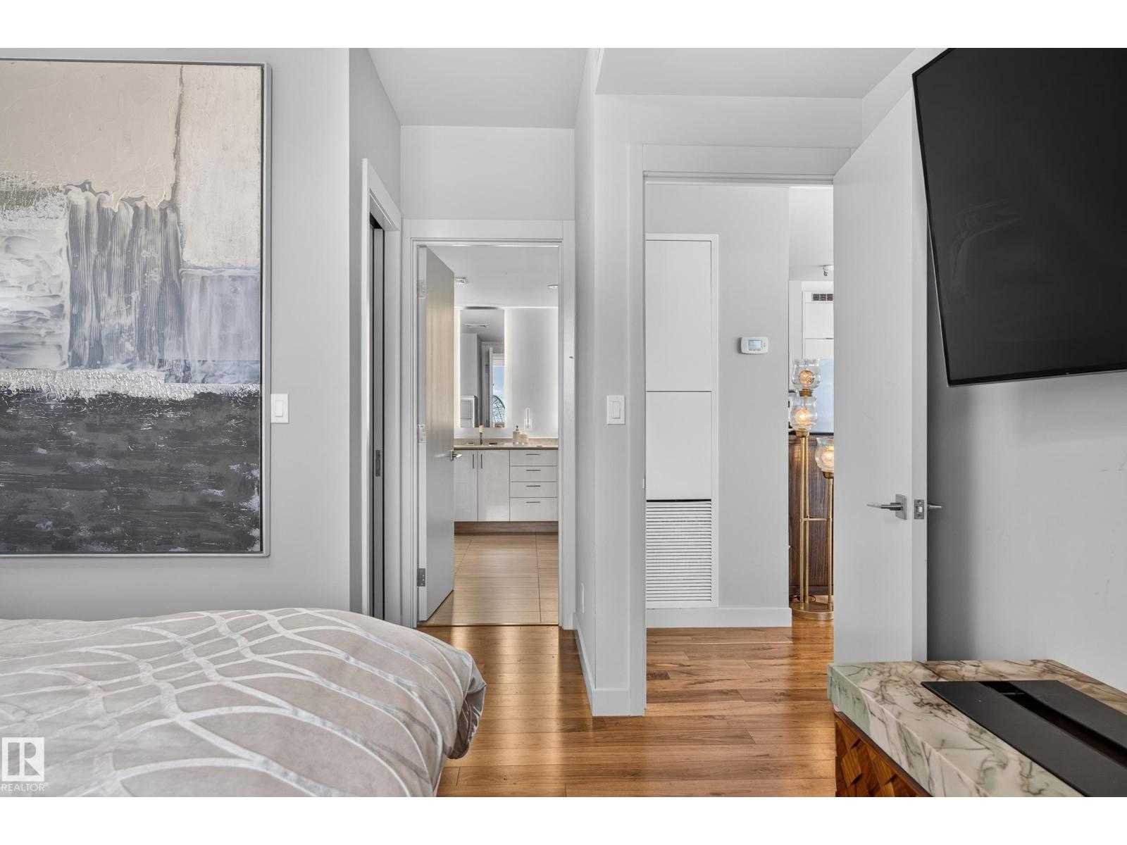 #4206 10360 102 St Nw Property Photo 51