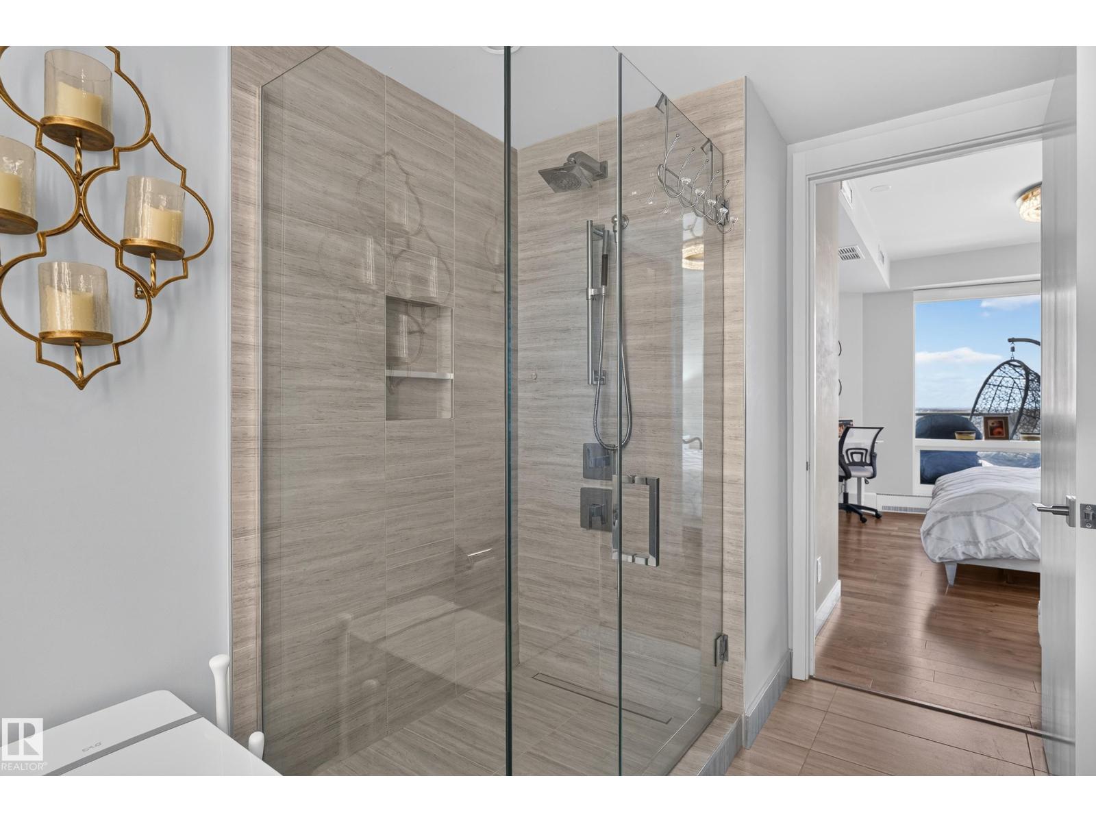#4206 10360 102 St Nw Property Photo 55